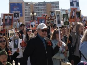 Фото. В Якутске акция «Бессмертный полк» собрала более 50 тысяч человек