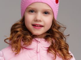 Шапка трикотажная для девочек