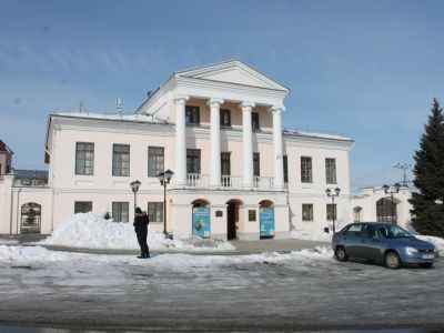 Здание почты