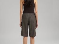 Свободные шорты со льном