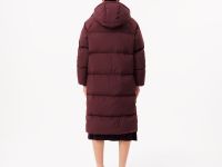 Женский длинный пуховик Lacoste с капюшоном