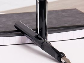 Ручка перьевая LAMY 019 safari, Черный