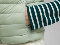 Пуховый жилет с натуральным пухом