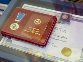 В Якутии отметили День радио и наградили работников связи