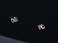 Пусеты из серебра с гранатами э0606пс06160700