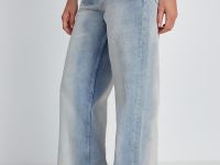 Джинсы wide leg fit женские