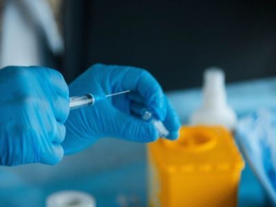 В Минздраве Якутии сообщили о работе центра по вакцинации детей и подростков от COVID-19