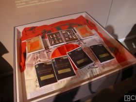 Работы фронтовых фотографов и художника показали в Якутске