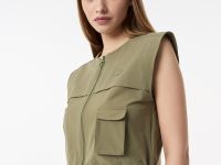 Женская короткая рубашка Lacoste без рукавов