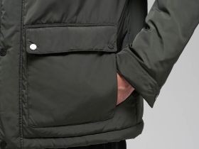 Куртка с искусственным утеплителем и водоотталкивающей пропиткой