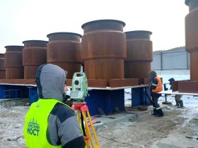 Завершено устройство свайного основания первой правобережной опоры Ленского моста