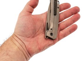 Складной нож TuoTown Themis Stonewash, сталь T14N, рукоять Grey Ti