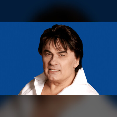 Александр Серов