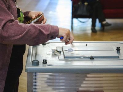 В Якутии прокомментировали задержку открытия одного из избирательных участков