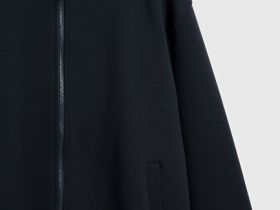 Бомбер на молнии из ткани интерлок, Черный