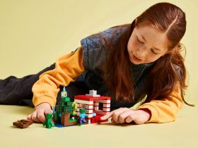 Minecraft 21275 Конструктор Дом в джунглях TNT