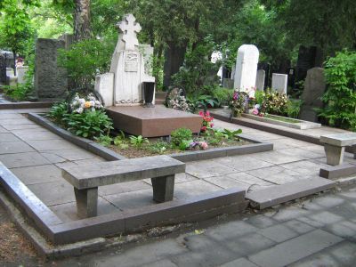 Могила Станиславского Константина Сергеевича (1863-1938)