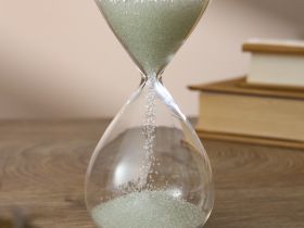 Статуэтка Arco III