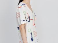 Футболка с абстрактным принтом