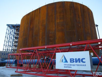 Почему спуск коффердама на реку Лену отложили на весну 2026 года, объяснили строители