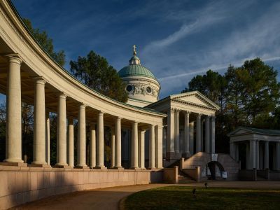 Храм-усыпальница «Колоннада»