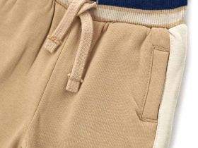 Брюки для маленького мальчика