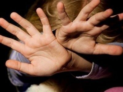 В Якутске четверо детей пожаловались на систематические избиения опекунами