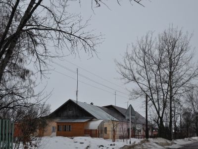 Восемь каменных "образцовых" изб, построенных Н.И. Новиковым для крестьян