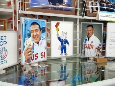 В Борогонцах открылась выставка «Спортивная слава Усть-Алданского улуса»