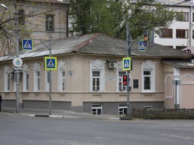 Дом, в котором жил в 1831 году судебный следователь Г.Л. Тейтель, у которого часто бывал В.И. Ленин