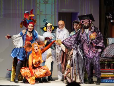 Билеты на Ай! Болит! (Зазеркалье) / Театр | Афиша | ИнфоТаймс