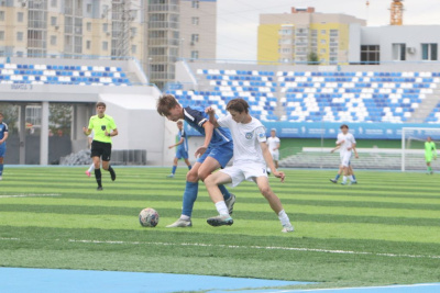 В Якутске состоится второй тур Юношеской футбольной лиги / Дьулустаан Сергеев   