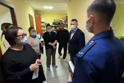 В Якутске выявили нарушения в частном пансионате для пожилых / ЯСИА   