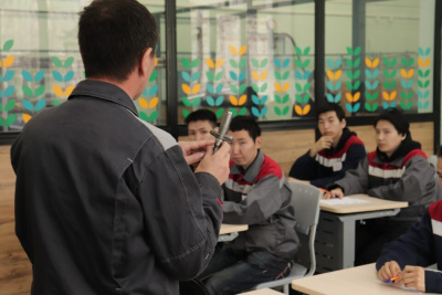 Три педагога из Якутии стали экспертами — разработчиками оценочных материалов демоэкзамена / ЯСИА   