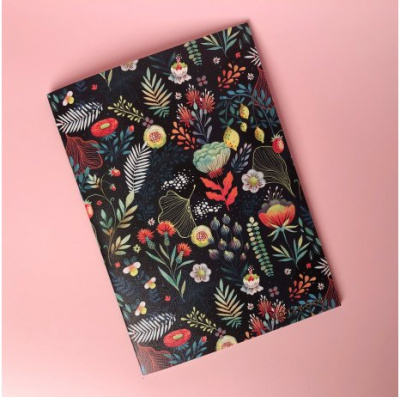 Тетрадь нелинованная Floral А5 24 л 90 г, золотое тиснение, бумага слоновая кость, сшивка