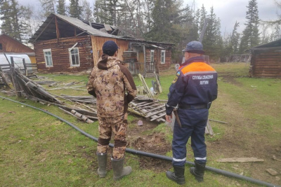 В Сунтарском районе в заброшенном доме нашли тело пропавшего мужчины / ЯСИА   
