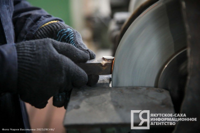 Студенты Жатайского техникума прошли практику на Балтийском и Онежском заводах / ЯСИА   