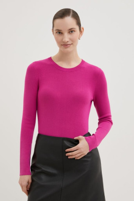 Джемпер приталенного силуэта