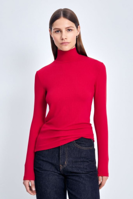 Водолазка приталенного силуэта