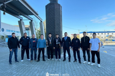 В Якутске встретили призёров первенства России по боксу / Дьулустаан Сергеев   