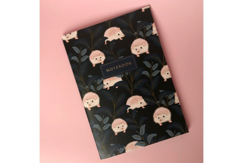 Тетрадь в точку Hedgehog 90 г,золотое тиснение, бумага слоновая кость, сшивка