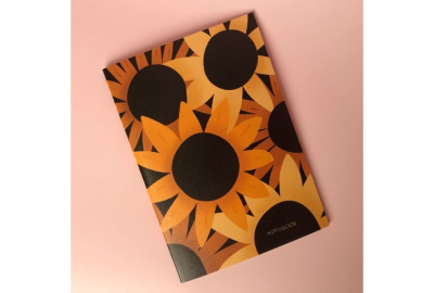 Тетрадь нелинованная Sunflower А5 24 л 90 г, скругленные края, бумага слоновая кость, сшивка