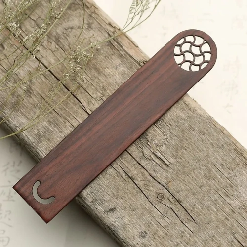 Закладка для книг "Оконные рисунки. Бегущие волны" (палисандр)