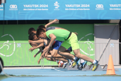 Порядка 390 юных легкоатлетов собрало первенство Якутии / Дьулустаан Сергеев   