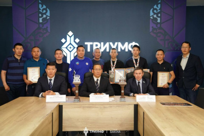 В Якутске подвели итоги первенства России по боксу среди юниоров / ЯСИА Якутск Якутск Республика Саха (Якутия)