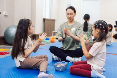 Выпускница СВФУ создала уникальный центр для обучения малышей с нарушениями речи / ЯСИА   