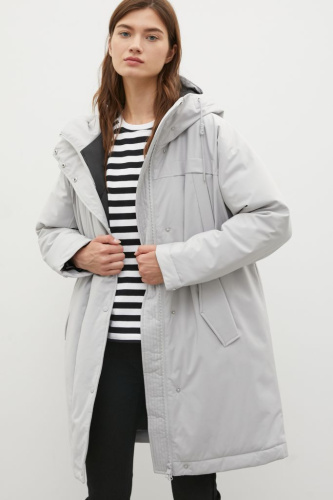 Утепленная парка с капюшоном