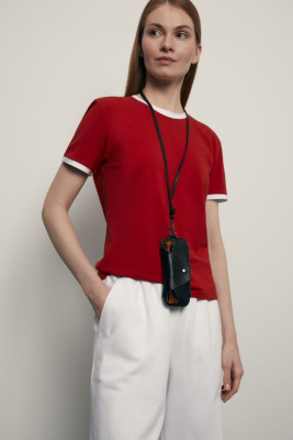 Футболка из хлопка с контрастной окантовкой