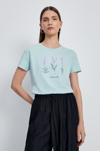 Футболка женская casual стиля