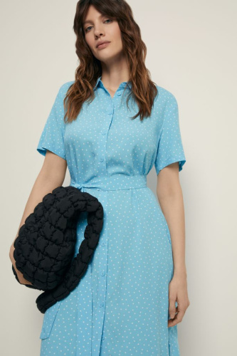 Платье с коротким рукавом и поясом